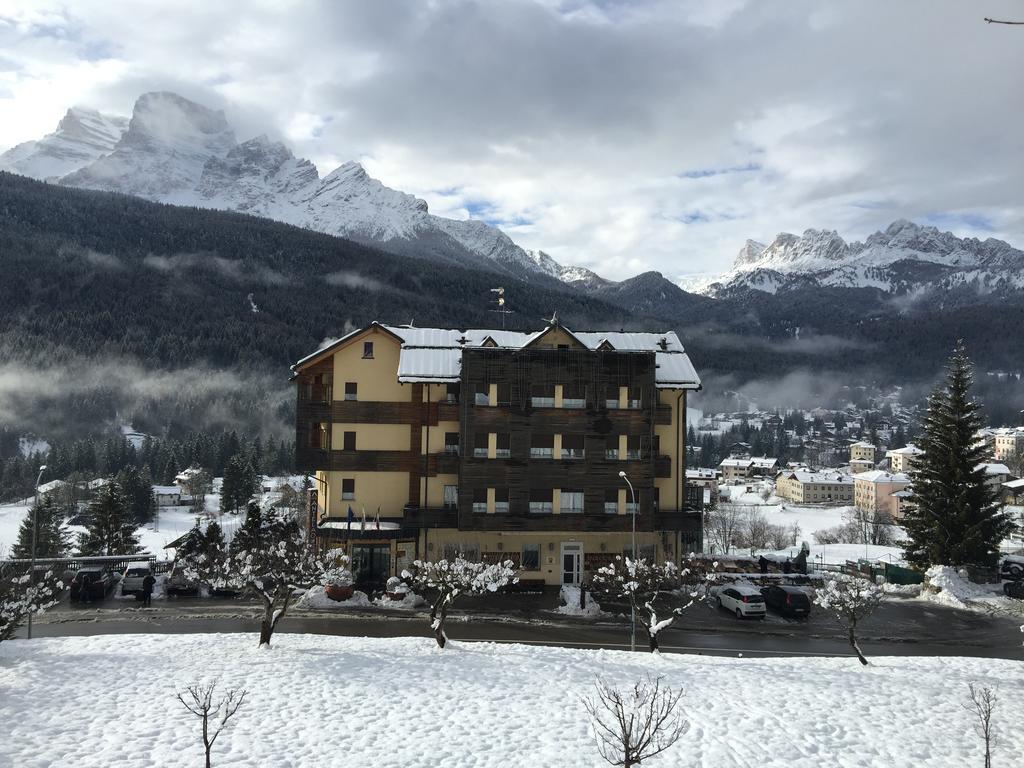 Antelao Dolomiti Mountain Resort Borca di Cadore Exterior foto